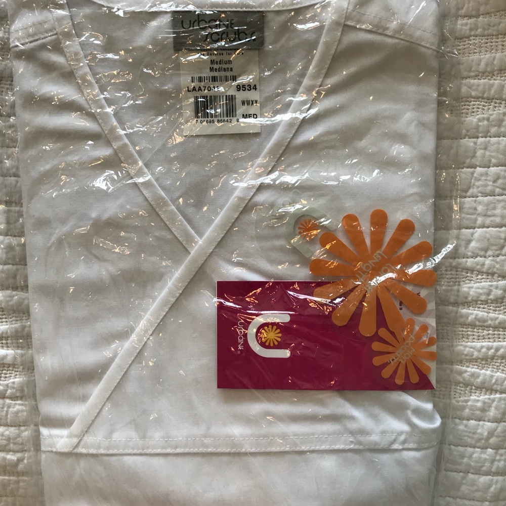 Urbane white scrub top